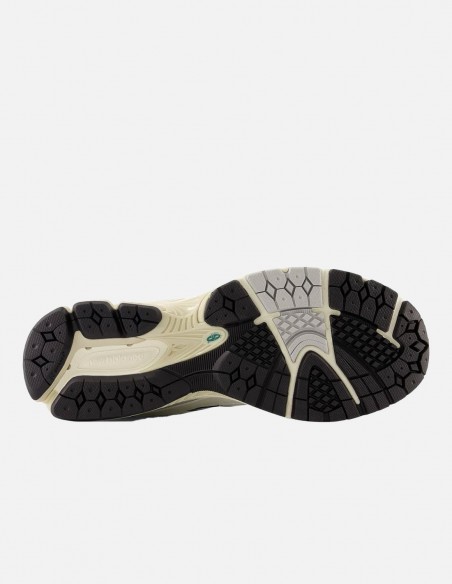 Scarpe New Balance M2002 RDV - Colore Verde